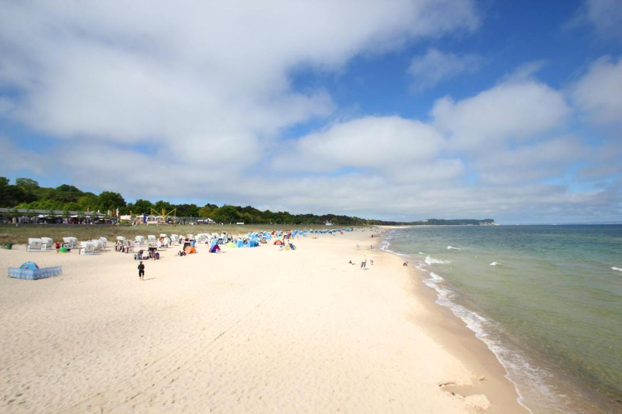 Strandnahe 2-Raum-Ferienwohnung Mit Balkon - Strandhaus Moenchgut Fewo 10 Лоббе Екстер'єр фото